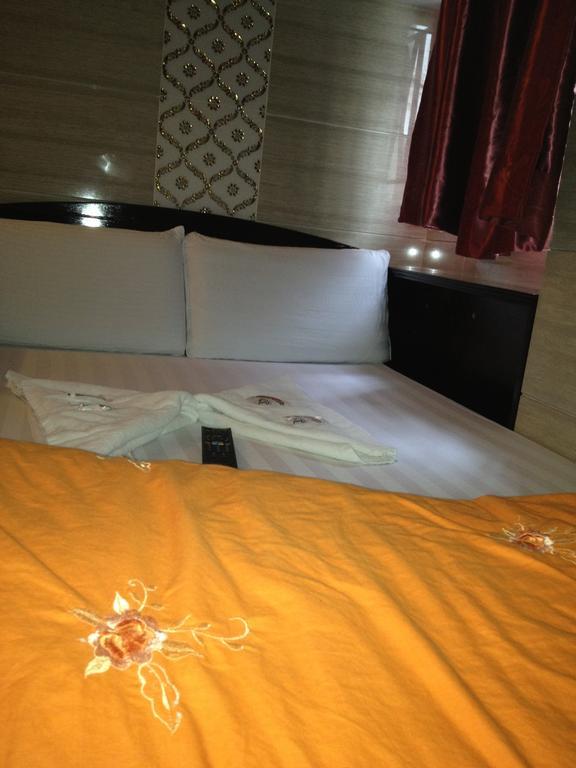 Everest Base Camp Hostel Гонконг Екстер'єр фото